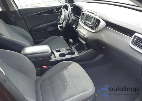 2016 Kia Sorento 3.3L Lx из США, поврежденный, VIN 5XYPGDA52GG075721